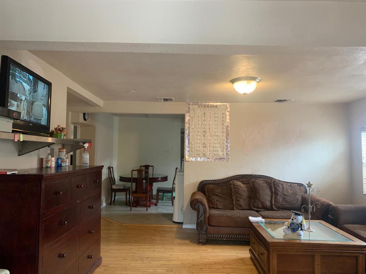 Rosemead Homestay Bagian luar foto