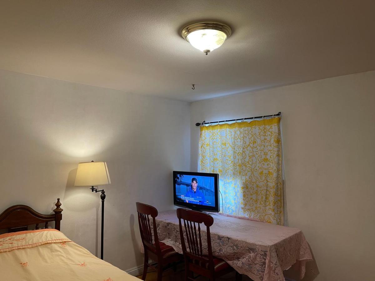 Rosemead Homestay Bagian luar foto